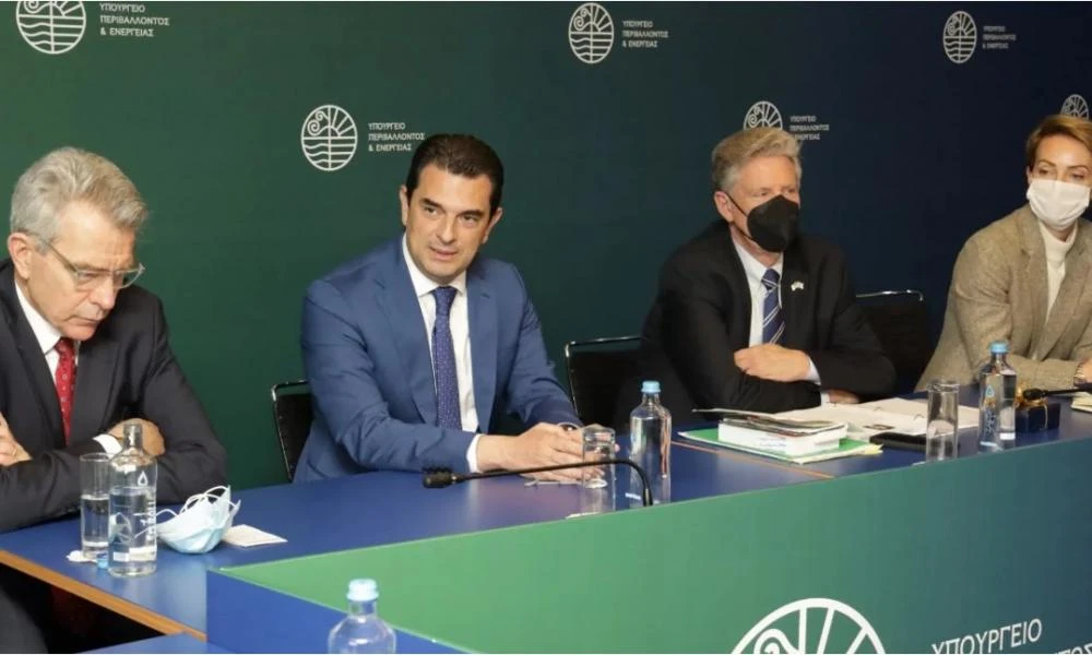 Σκρέκας: Η ενεργειακή κρίση το θέμα της συνάντησης με τον Πάιατ και μέλη του Αμερικανικού Κογκρέσου